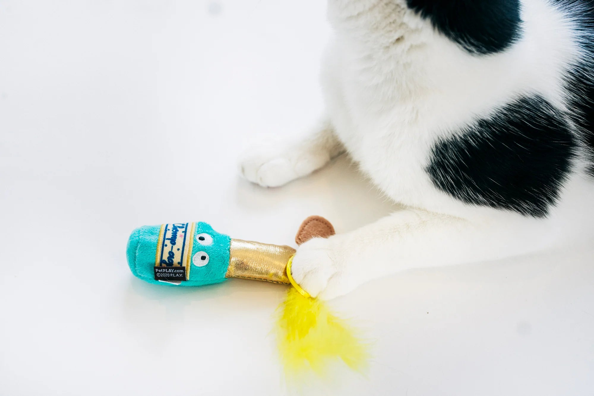 P.L.A.Y Feline Frenzy Catnip Toy Set Pop, Fizz, Meow