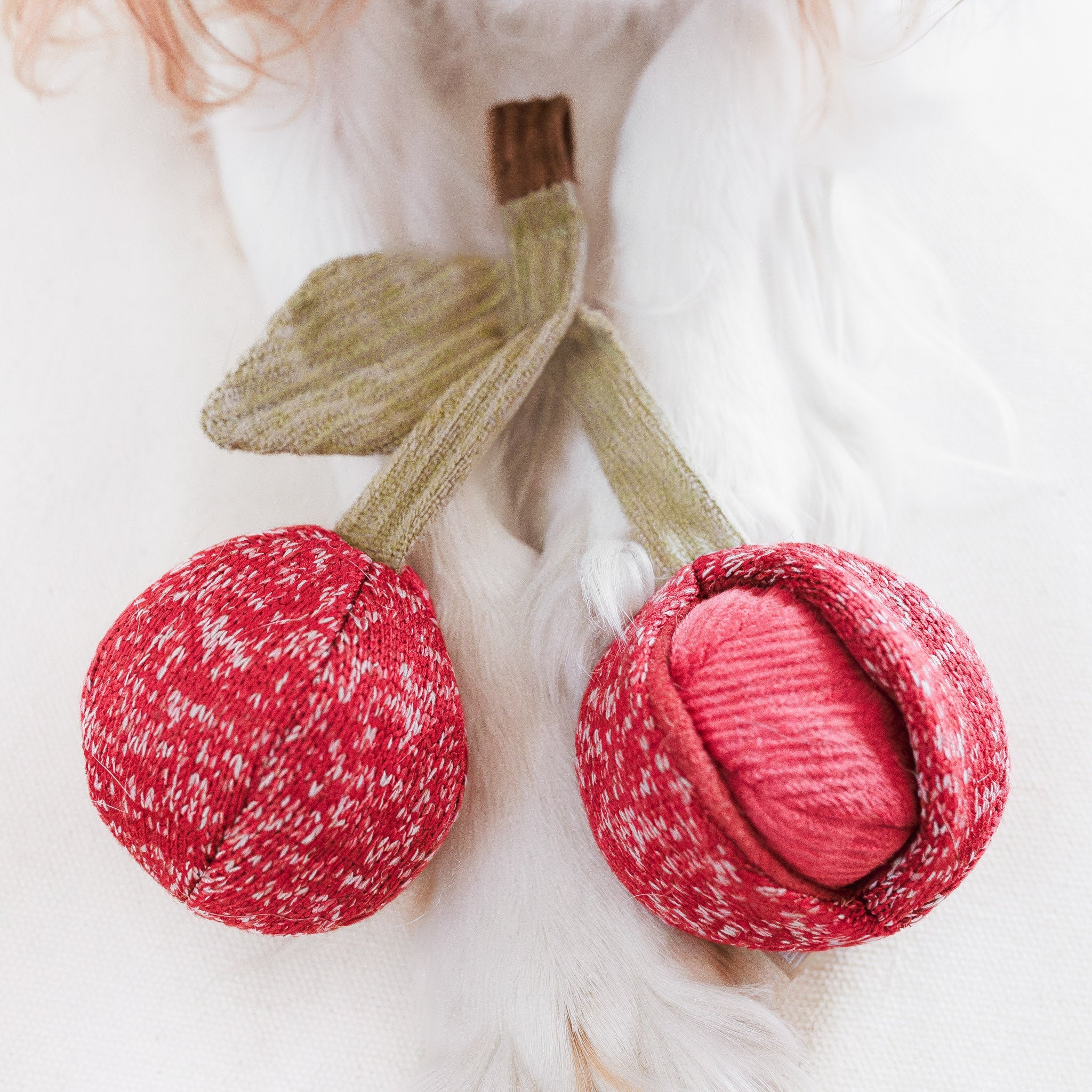 Lambwolf Cherry Pop Bouncy & Snuffle Toy